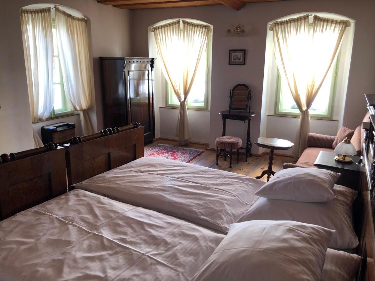 סלבוניצה Apartmany Pod Vezi מראה חיצוני תמונה
