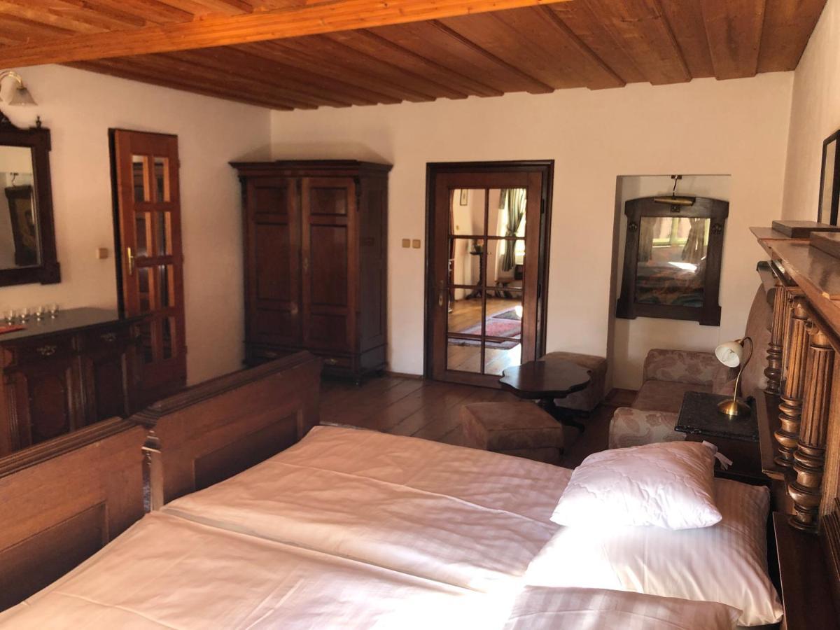 סלבוניצה Apartmany Pod Vezi מראה חיצוני תמונה